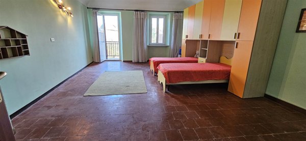 casa indipendente in vendita a Robella in zona Cortiglione