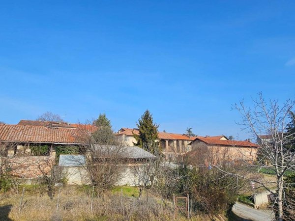 casa indipendente in vendita a Robella in zona Cortiglione
