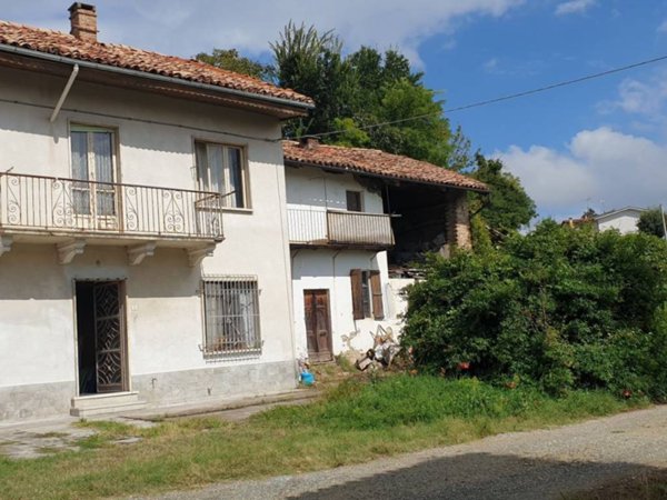 casa indipendente in vendita a Robella