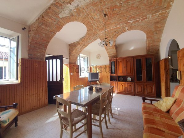 casa indipendente in vendita a Robella