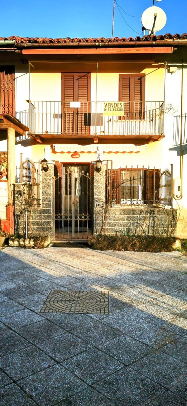 appartamento in vendita a Robella