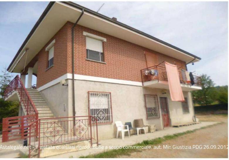casa indipendente in vendita a Robella