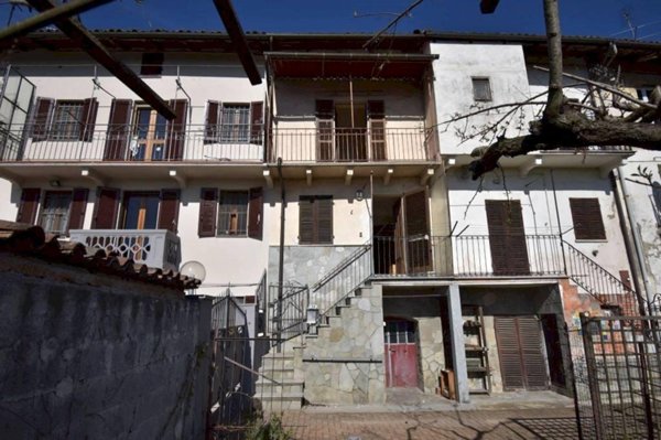 casa indipendente in vendita a Rocca d'Arazzo