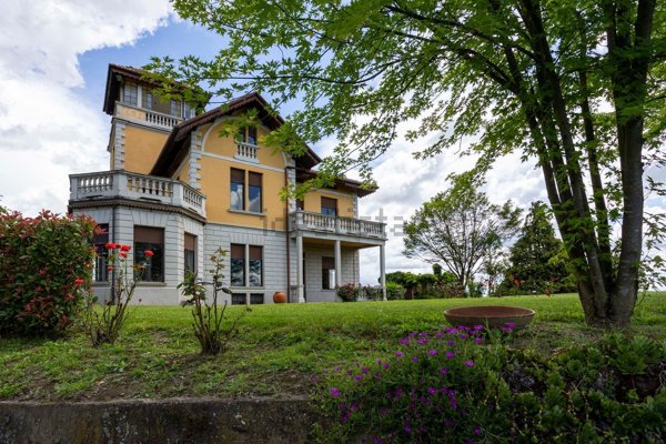 casa indipendente in vendita a Rocca d'Arazzo