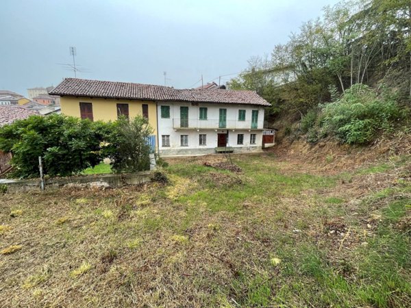 casa indipendente in vendita a Rocca d'Arazzo