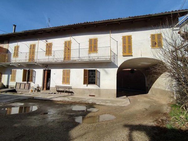 casa indipendente in vendita a Rocca d'Arazzo