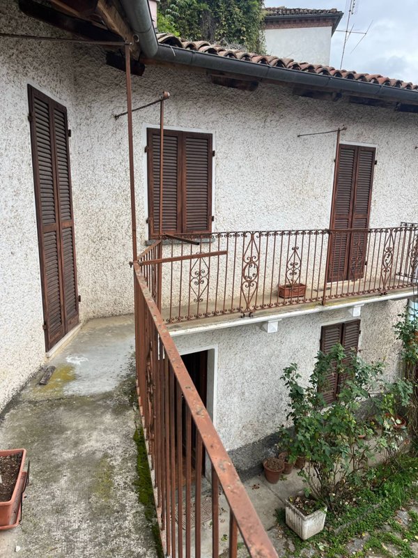casa indipendente in vendita a Rocca d'Arazzo