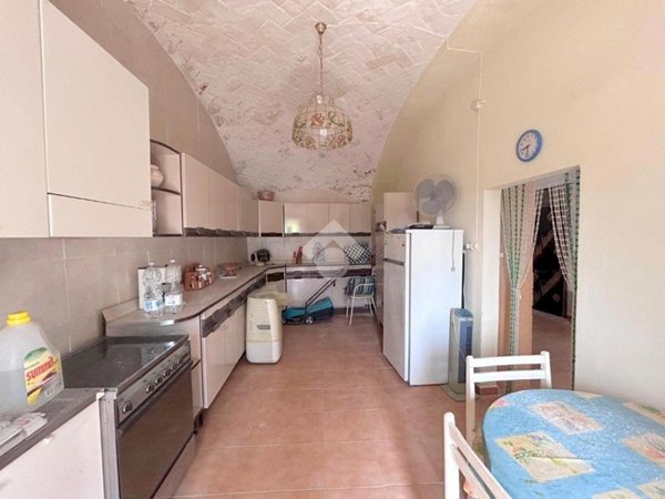 casa indipendente in vendita a Rocca d'Arazzo