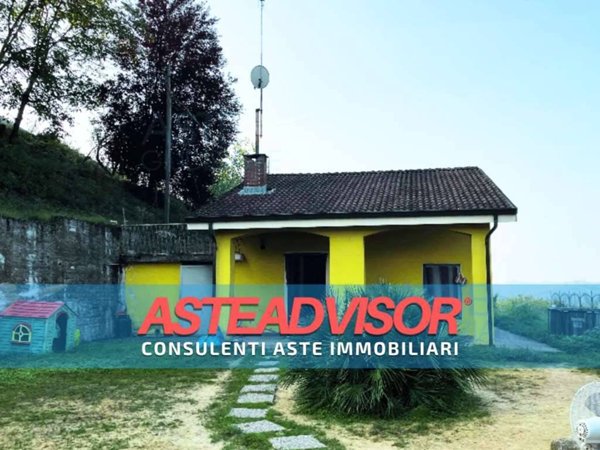 casa indipendente in vendita a Rocca d'Arazzo