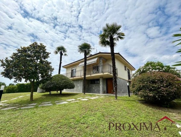 casa indipendente in vendita a Rocca d'Arazzo in zona San Carlo