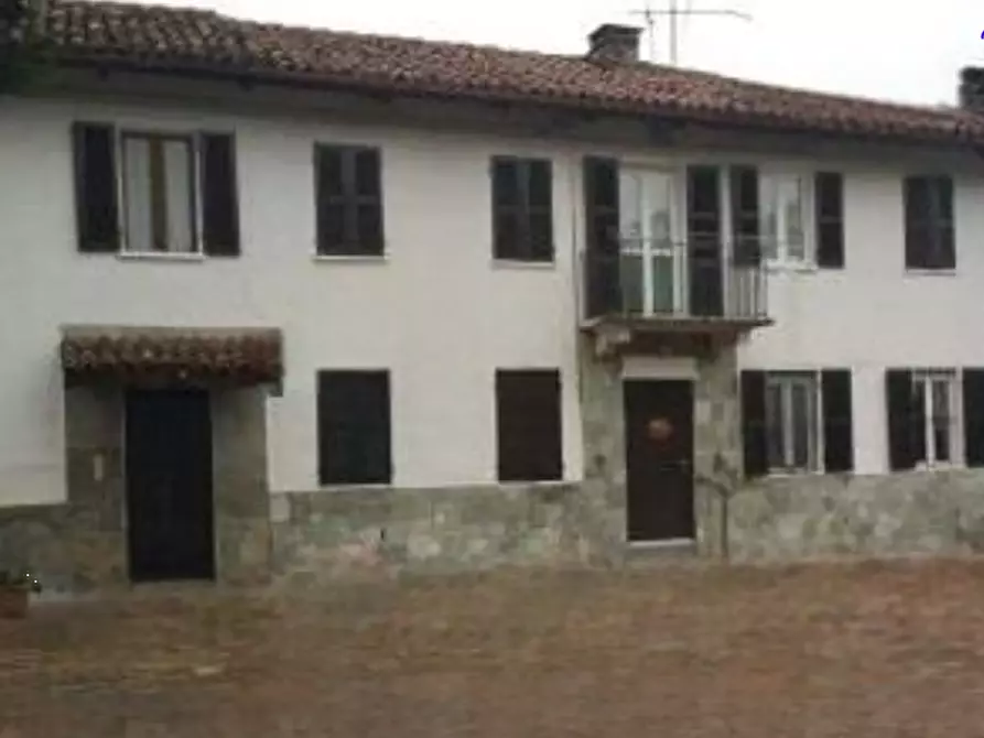 appartamento in vendita a Rocca d'Arazzo in zona Santa Caterina