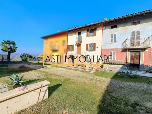 casa indipendente in vendita a Rocca d'Arazzo in zona Santa Caterina