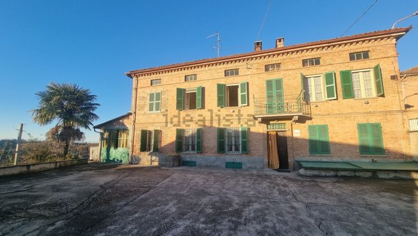 casale in vendita a Rocca d'Arazzo