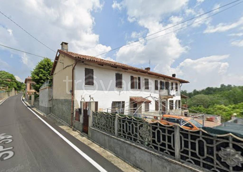 casa indipendente in vendita a Rocca d'Arazzo