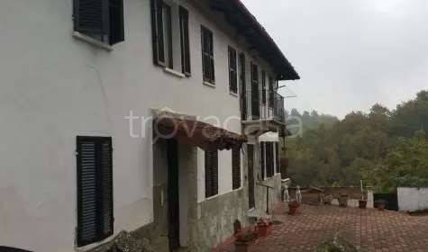 casa indipendente in vendita a Rocca d'Arazzo