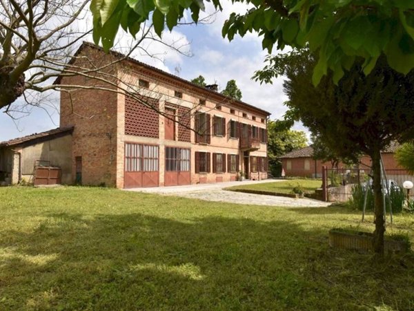 casale in vendita a Rocca d'Arazzo in zona Santa Caterina