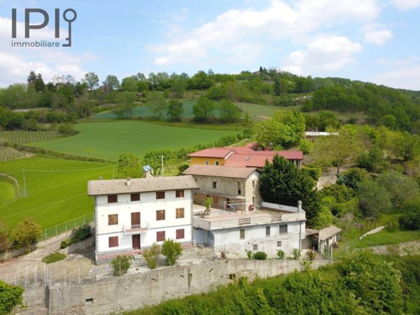 casa indipendente in vendita a Roccaverano in zona San Gerolamo