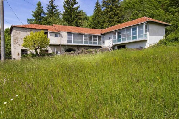 casa indipendente in vendita a Roccaverano