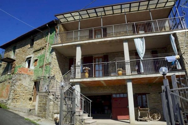 casale in vendita a Roccaverano in zona Vengore