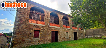 casa indipendente in vendita a Roccaverano