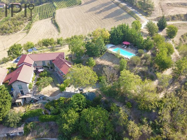 casa indipendente in vendita a Roccaverano in zona San Gerolamo