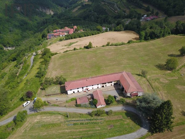 casa indipendente in vendita a Roccaverano