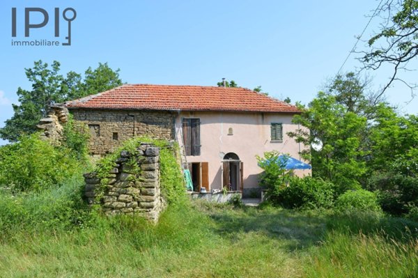 esavano in vendita a Roccaverano