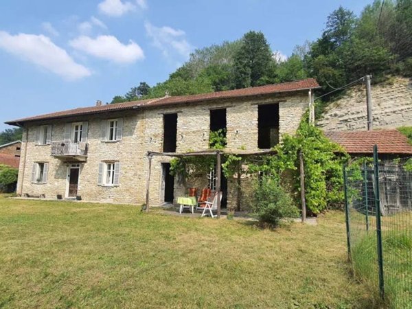 casa indipendente in vendita a Roccaverano