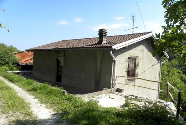 casa indipendente in vendita a Roccaverano in zona San Giovanni