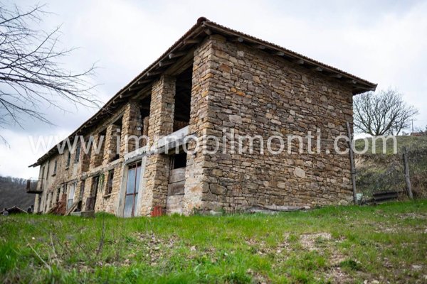 rudere in vendita a Roccaverano