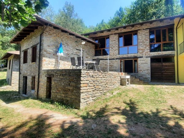 casa indipendente in vendita a Roccaverano