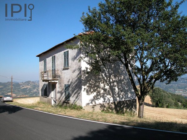 casa indipendente in vendita a Roccaverano in zona Vengore