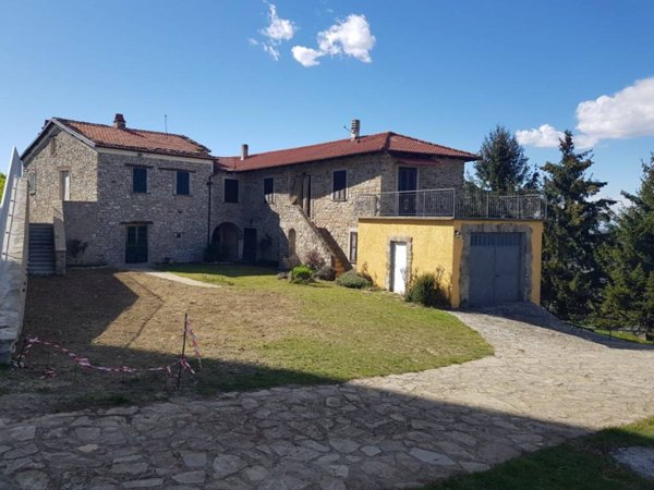 casa indipendente in vendita a Roccaverano