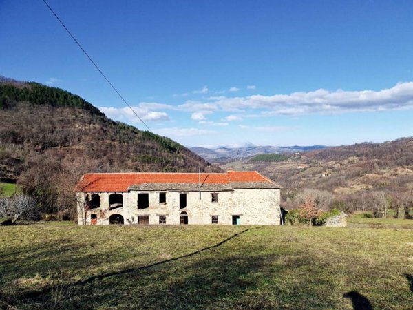 casa indipendente in vendita a Roccaverano
