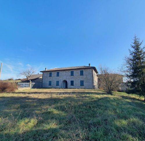 casa indipendente in vendita a Roccaverano