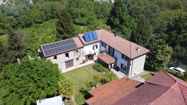 casa indipendente in vendita a Roccaverano