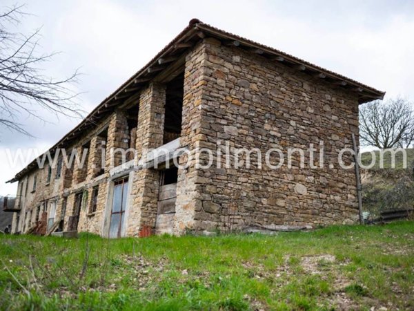 casale in vendita a Roccaverano