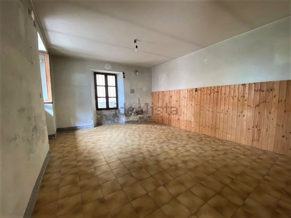 pentavano in vendita a Rocchetta Palafea