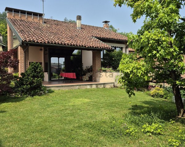 quadrivano in vendita a Rocchetta Tanaro