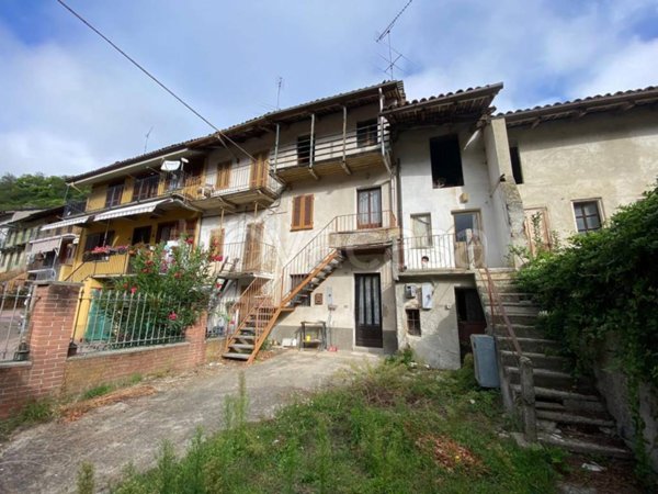 casale in vendita a Rocchetta Tanaro