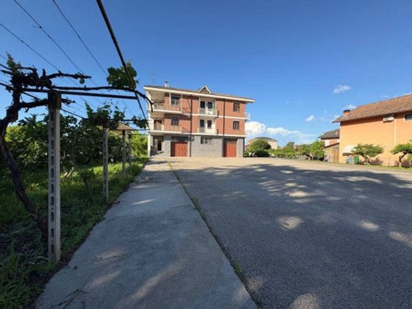 casa indipendente in vendita a Rocchetta Tanaro
