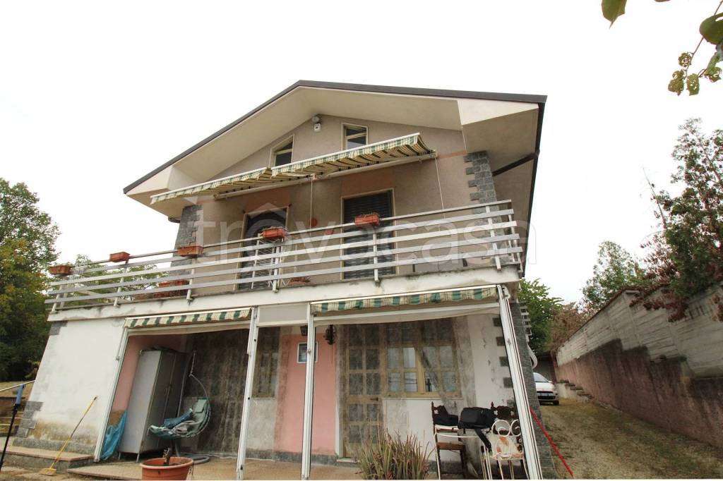 casa indipendente in vendita a San Damiano d'Asti in zona Gorzano