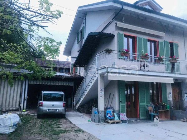 casa indipendente in vendita a San Damiano d'Asti in zona San Pietro