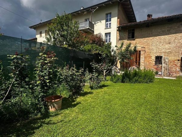 casa semindipendente in vendita a San Damiano d'Asti in zona San Giulio