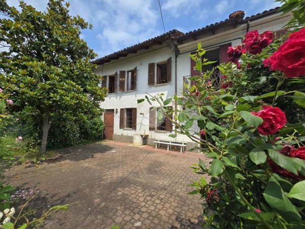 casa indipendente in vendita a San Damiano d'Asti in zona San Luigi