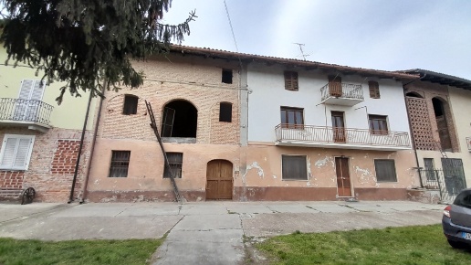 casa indipendente in vendita a San Damiano d'Asti in zona San Giulio