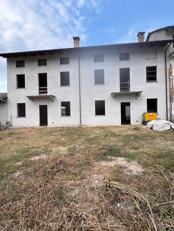 casa indipendente in vendita a San Damiano d'Asti in zona Vascagliana