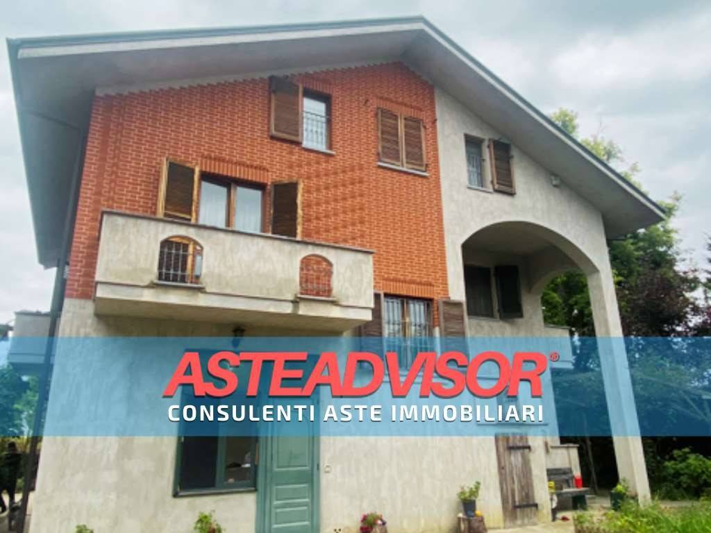 casa indipendente in vendita a San Damiano d'Asti in zona Verneglio