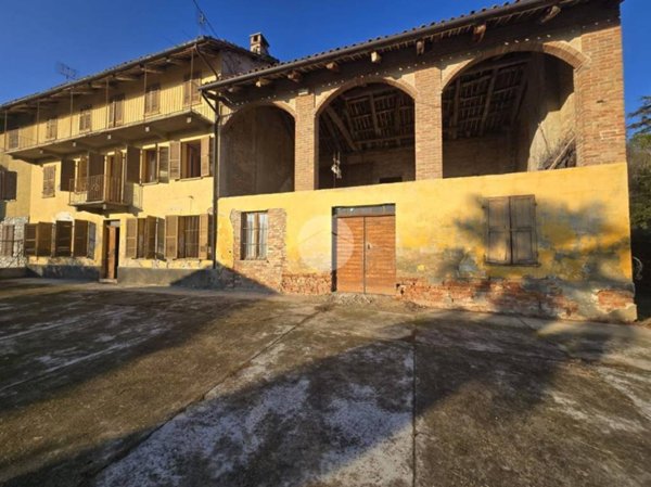 casa indipendente in vendita a San Damiano d'Asti in zona Vascagliana