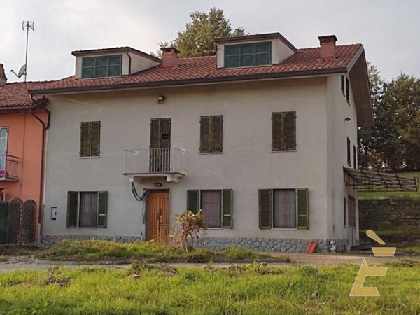 casa indipendente in vendita a San Damiano d'Asti in zona San Grato